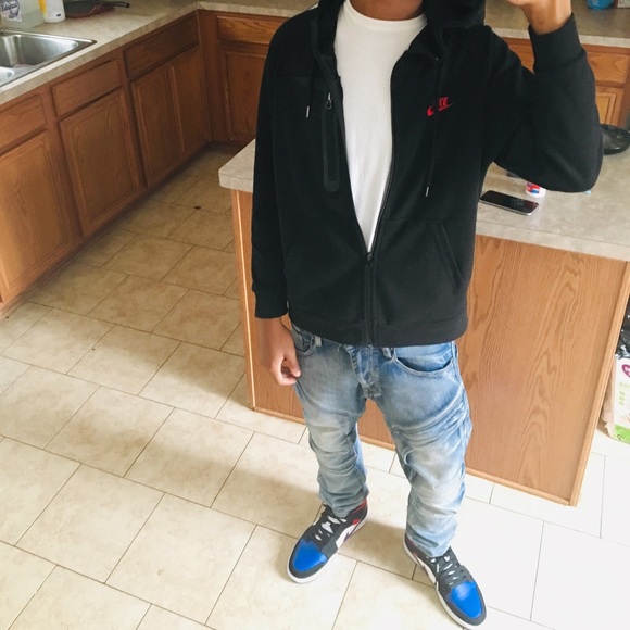 Meet your Posher, James - Picture 1 of 1